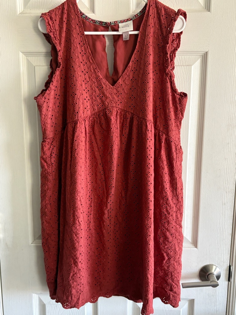 Knox Rose Coral Sleeveless Eyelet Top with Embroidered Trim